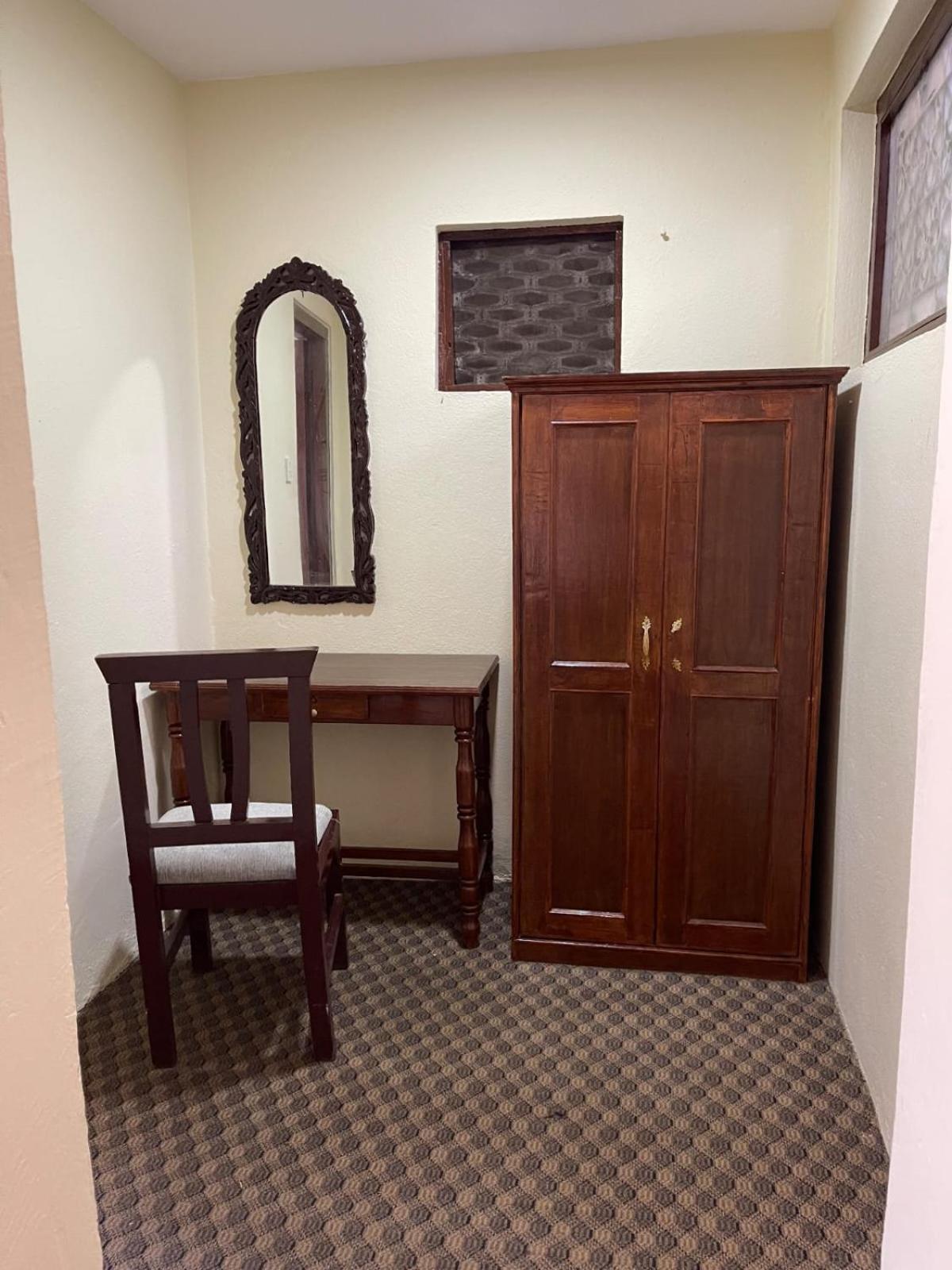 Holy Land Hotel Nepal Катманду Екстериор снимка